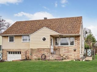 104 Jefferson St, Metuchen, NJ 08840