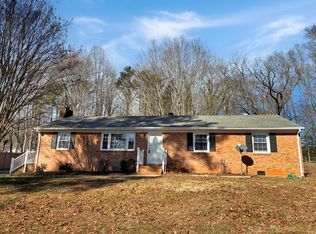 7820 Conifer Rd, North Chesterfield, VA 23237