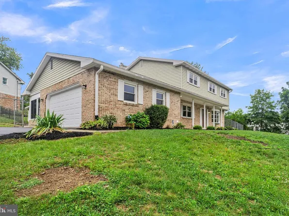 3922 Cherylbrook Dr, Mechanicsburg, PA 17050