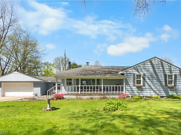 1542 Lake View Ave, Madison, OH 44057