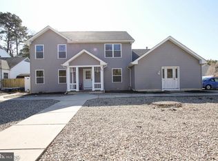 207 Oak Ln, Little Egg Harbor, NJ 08087