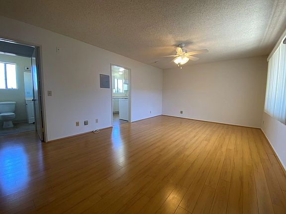5th image of 3671 Veteran Ave #9