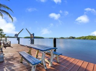 196 SW Cabana Point Cir, Stuart, FL 34994