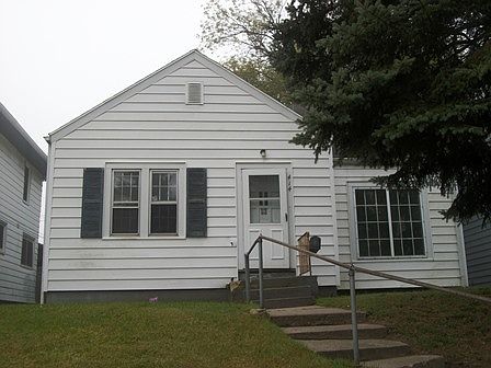 1st image of 414 E Victoria St