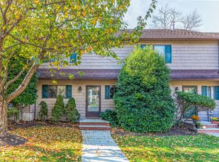 7 Indian Spring Ln, High Bridge, NJ 08829