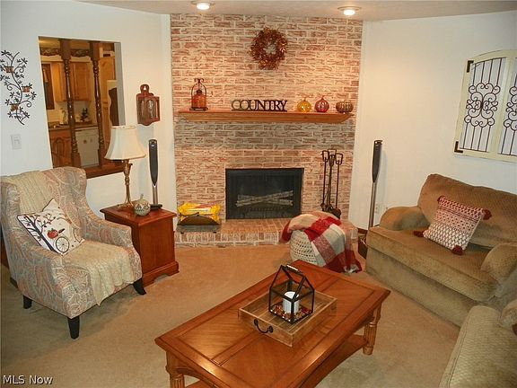 4th image of 15255 Walnut Creek Dr