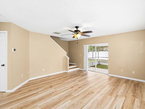 4th image of 539 KENSINGTON LAKE CIRCLE