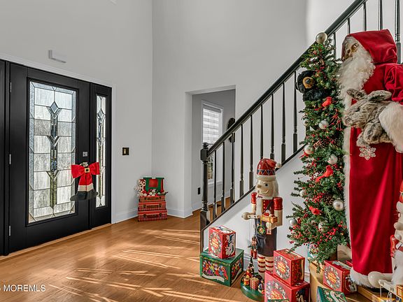 4th image of 19 Maryann Place