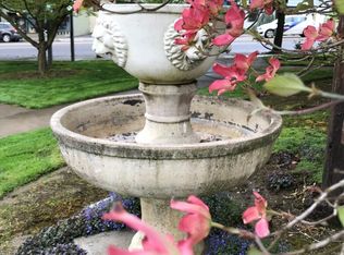 5550 NE Sandycrest Ter APT 2, Portland, OR 97213