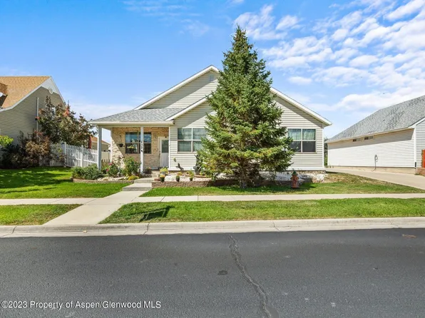 432 Columbine Dr, Rifle, CO 81650