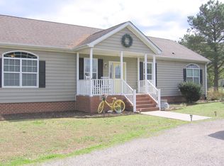 15147 Carol Dr, Smithfield, VA 23430