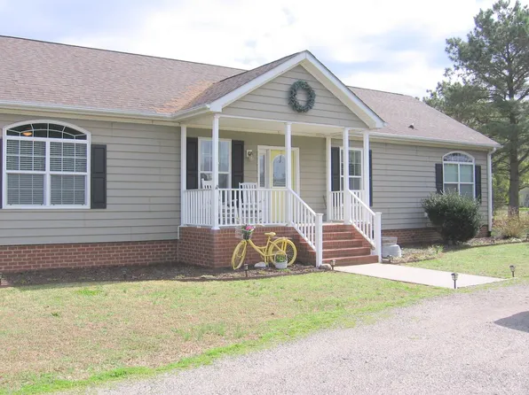 15147 Carol Dr, Smithfield, VA 23430