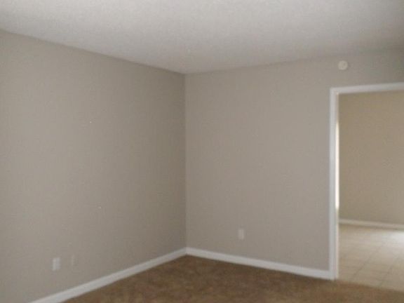 4th image of 6883 Kirby Brooks Dr