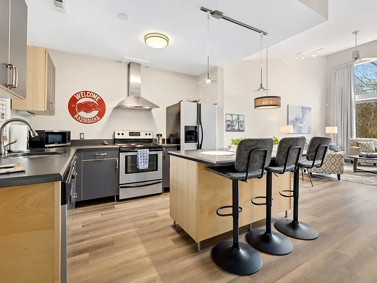 465 S Locust Ave #2-ID1221906P — Photo 9