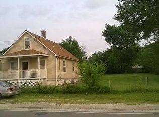 1445 Dearborn Ave, Aurora, IL 60505