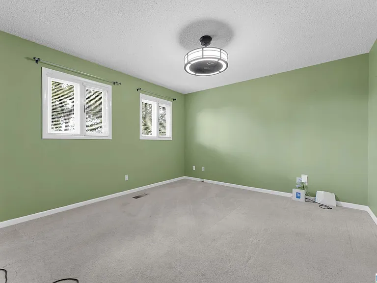 373 Laredo Dr — Photo 27