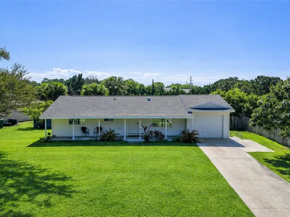 869 Wentworth St, Sebastian, FL 32958