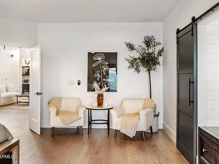 22012 N 84th Pl — Photo 20