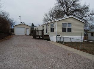 137 7th Ave, Newcastle, WY 82701