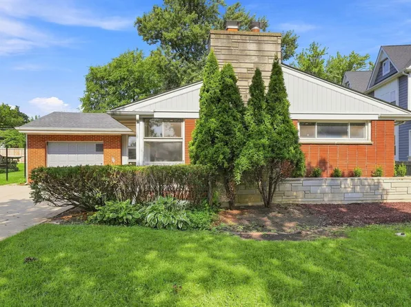(undisclosed Address), Elmhurst, IL 60126