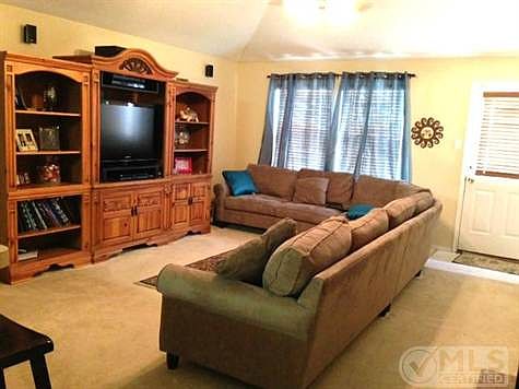 2nd image of 1305 Wenatchee Dr