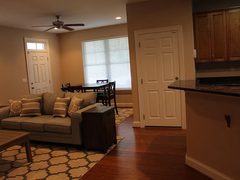515 Virginia Ave — Photo 18