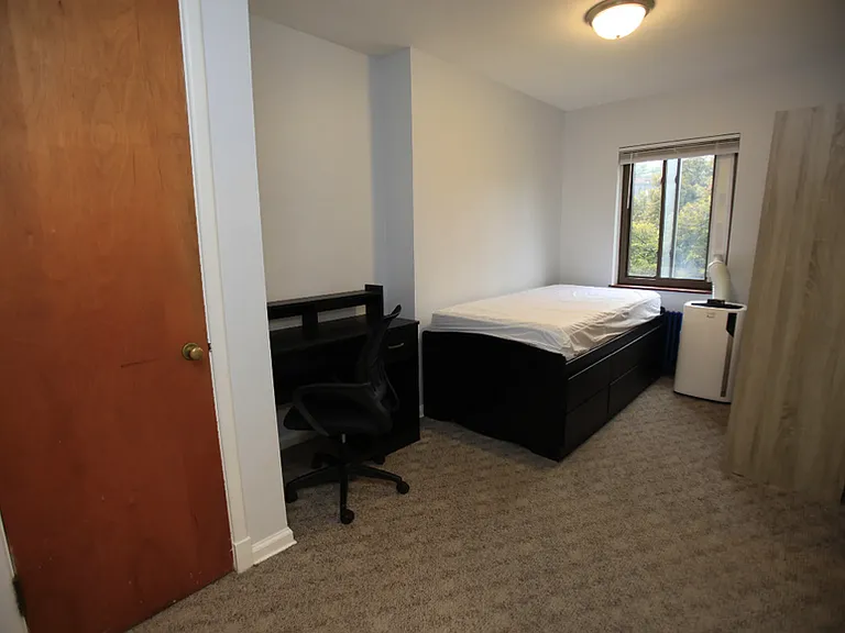 413 Washtenaw Ave #7 — Photo 11
