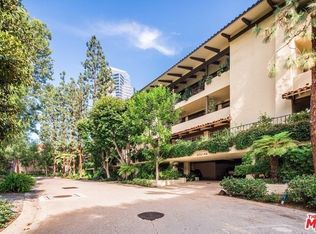 2174 Century Woods Way, Los Angeles, CA 90067