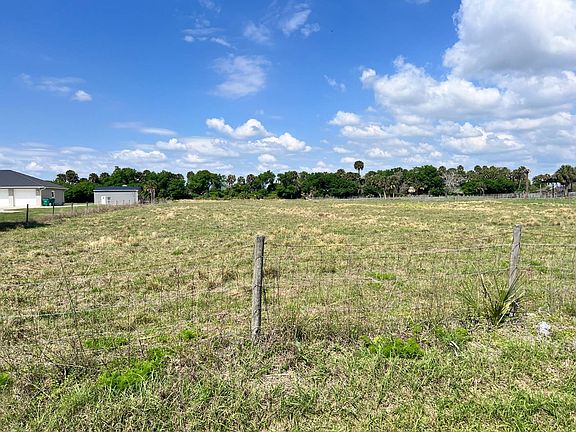 3rd image of 3123 SW 24th Ave