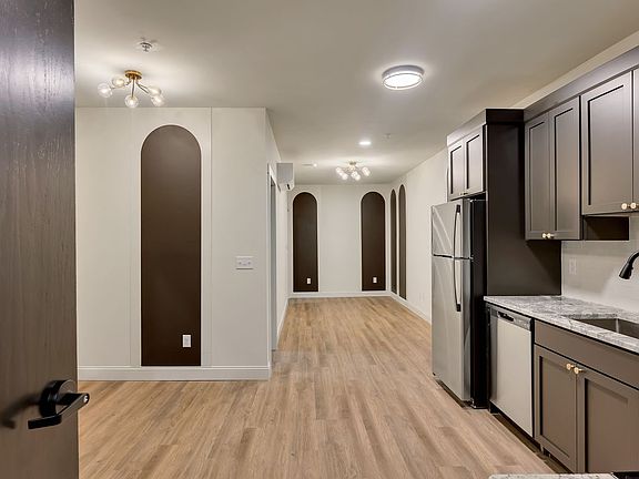3rd image of 36 Pawling Ave #104