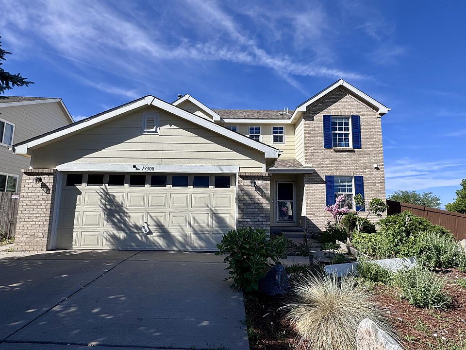 1st image of 19308 E Dickenson Pl