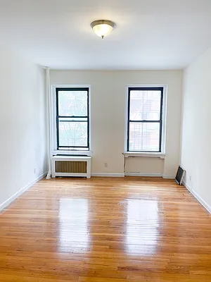 Rented by Urban Real Estate Inc | media 6
