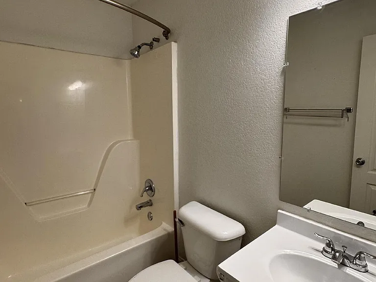 659 Frances Dr — Photo 15