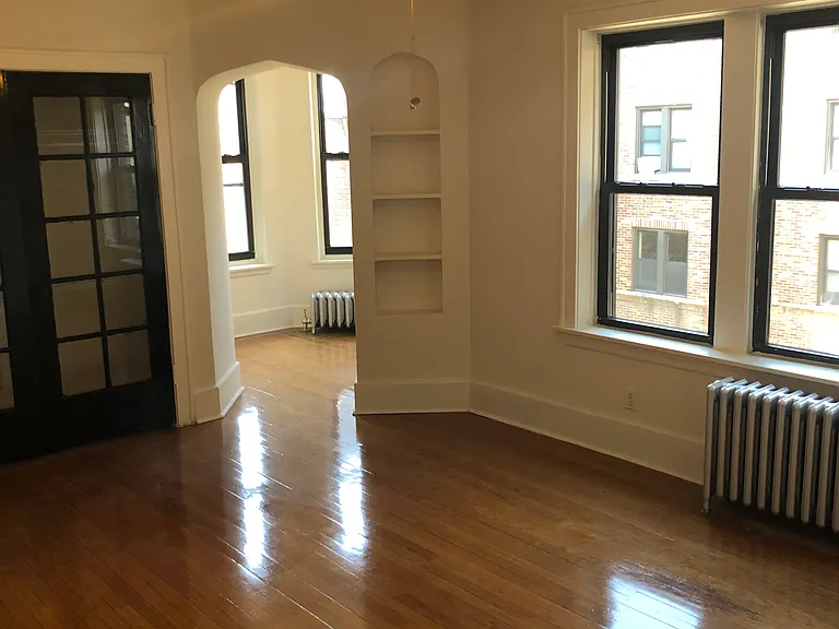 7444 N. Seeley — Photo 12