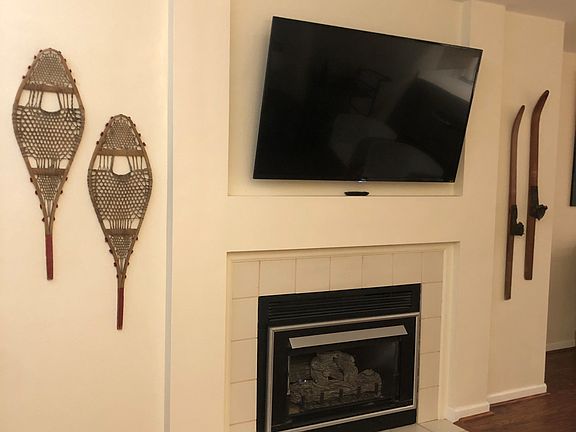 2nd image of 137 Benchmark Rd