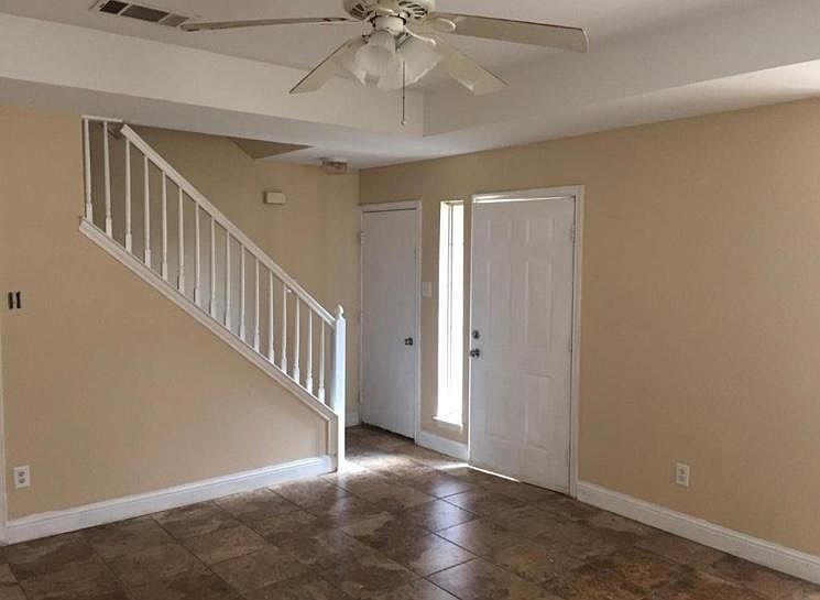2nd image of 3437 San Clemente Dr
