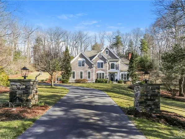 38 Lazy Valley Road, Glastonbury, CT 06033