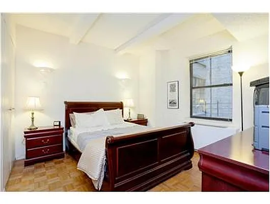 Rented by Douglas Elliman | media 38