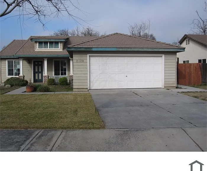 2529 Rushing River Dr — Photo 1