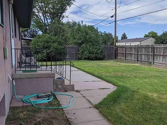3rd image of 1109 Avenue N