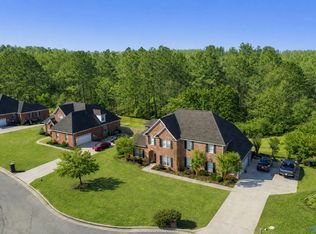 2820 Summerwind Dr SE, Decatur, AL 35603