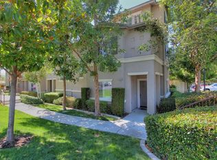 26475 Arboretum Way UNIT 2204, Murrieta, CA 92563
