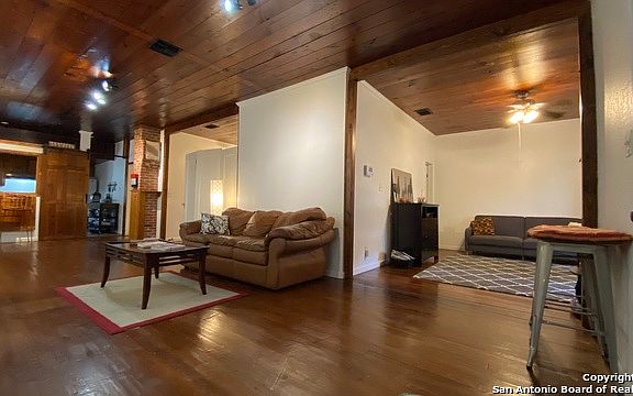 5th image of 123 Saint Francis Ave