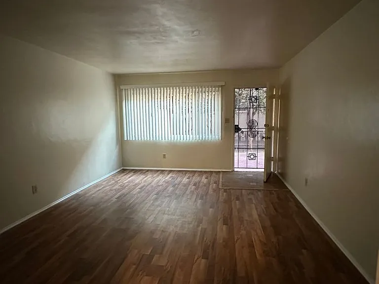 4225 Kansas St #4 — Photo 4
