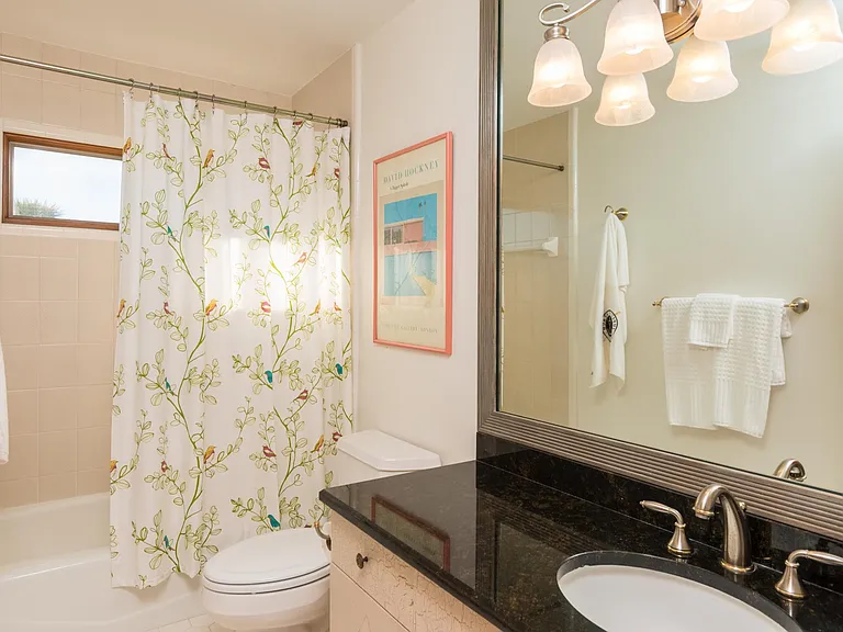 725 Conn Way — Photo 14