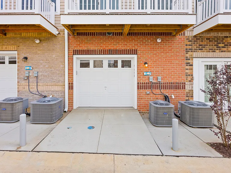 9614 Weshire Dr — Photo 13