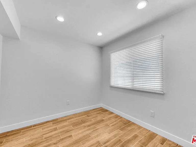 2820 Liberty Blvd #D — Photo 17