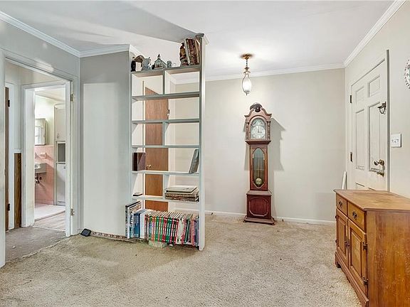 5th image of 3139 Dodson Dr