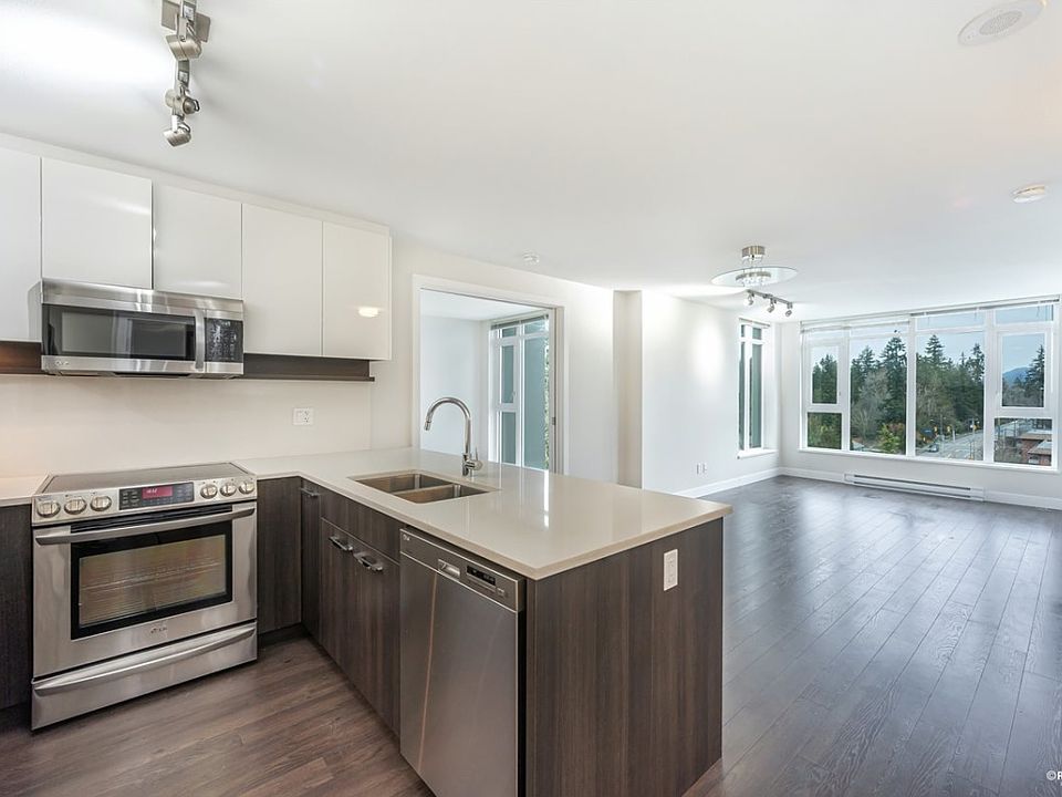 Open Kitchen Concept