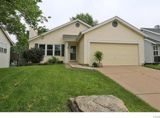 5008 Brittany Downs Dr, Saint Charles, MO